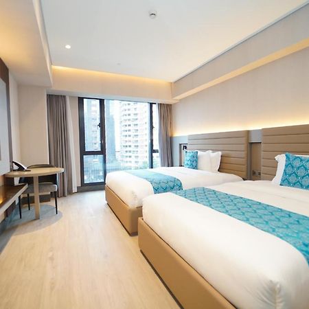 Bayprime Hotel Paranaque City Exteriör bild