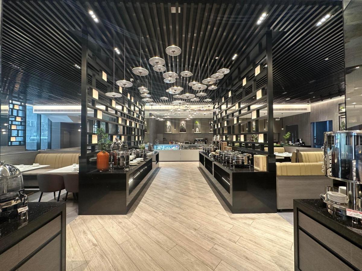 Bayprime Hotel Paranaque City Exteriör bild