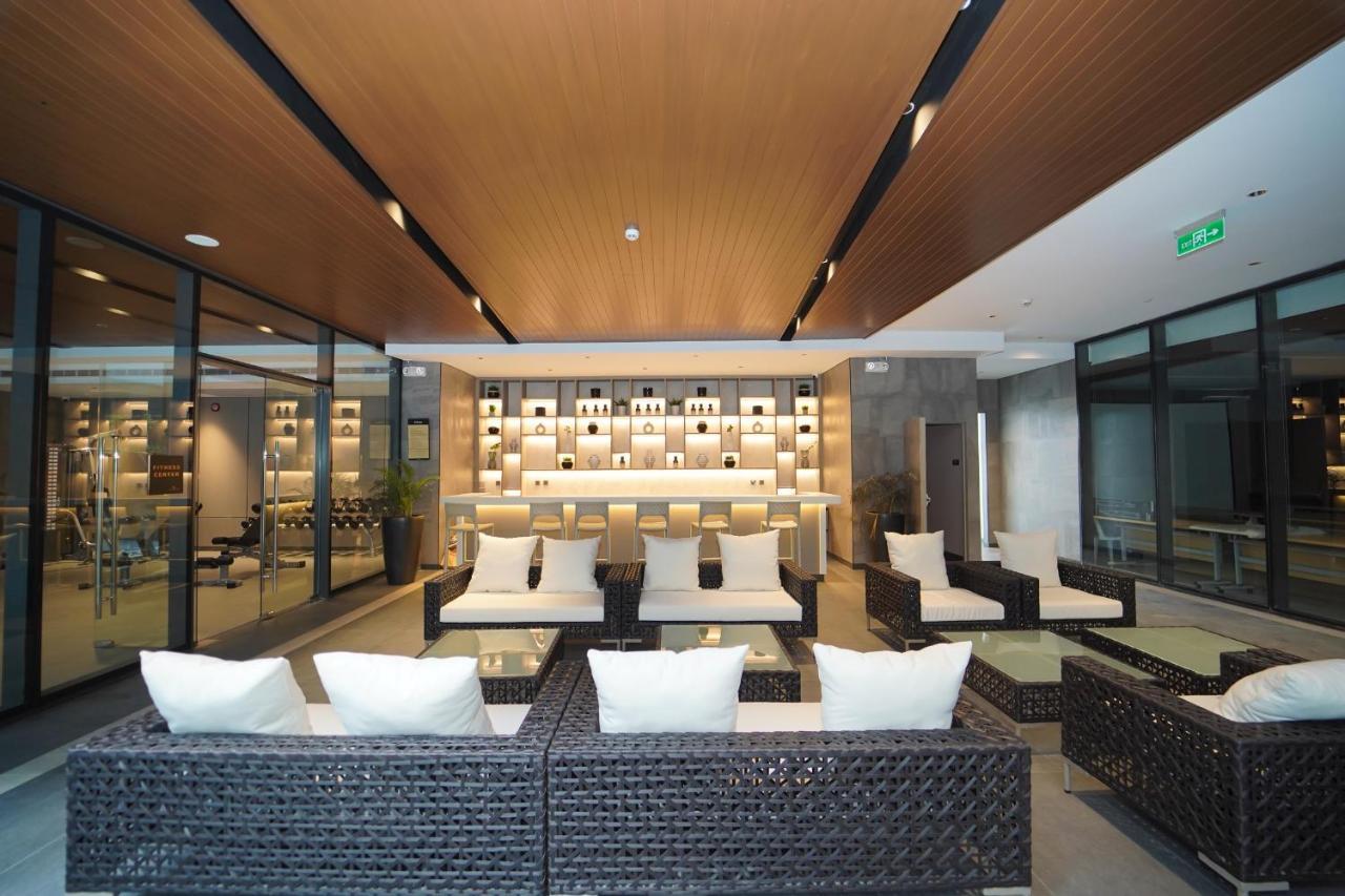 Bayprime Hotel Paranaque City Exteriör bild
