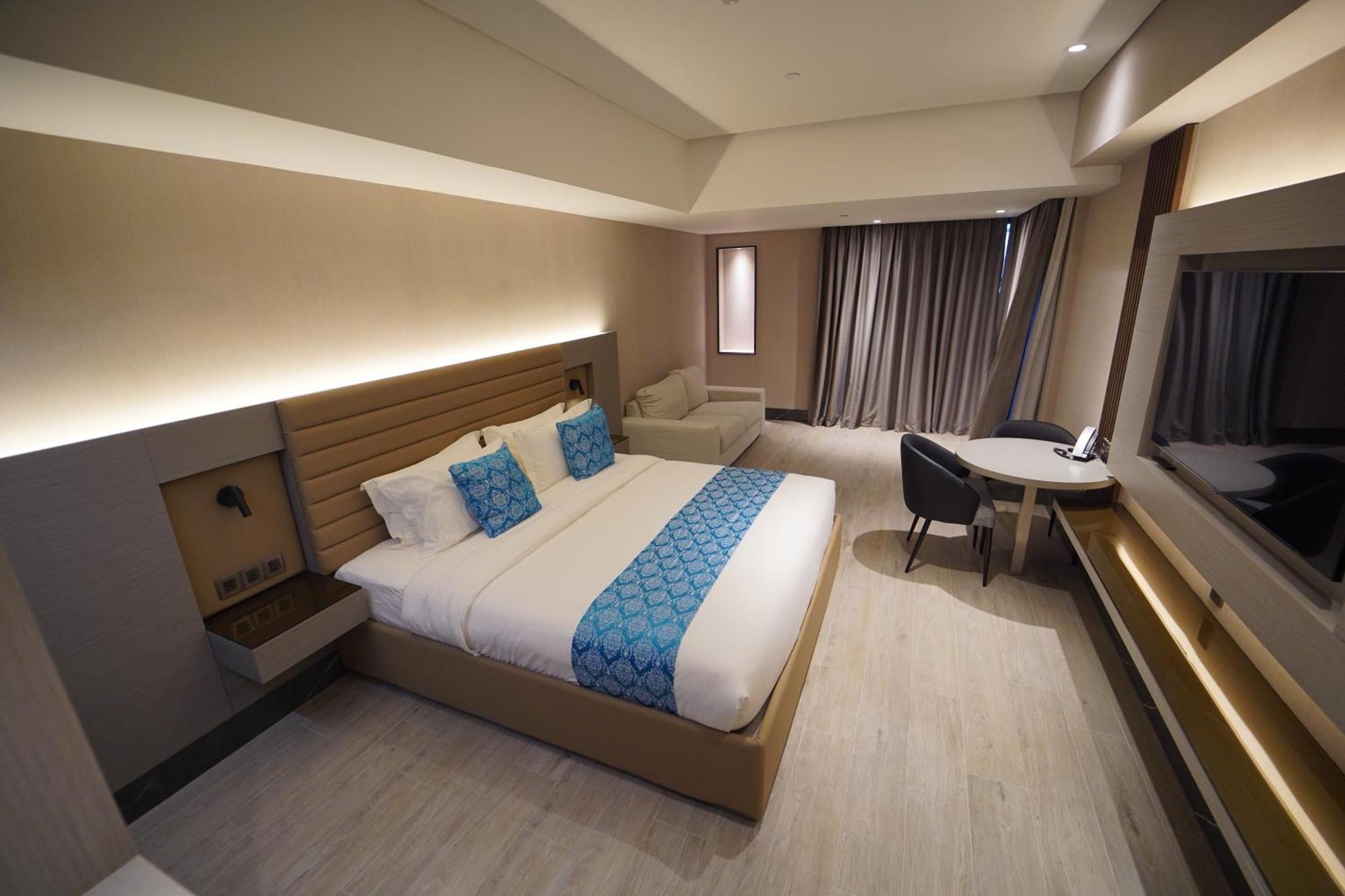 Bayprime Hotel Paranaque City Exteriör bild